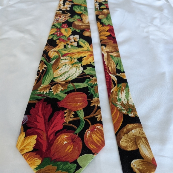 Concord House Necktie - Picture 4 of 9